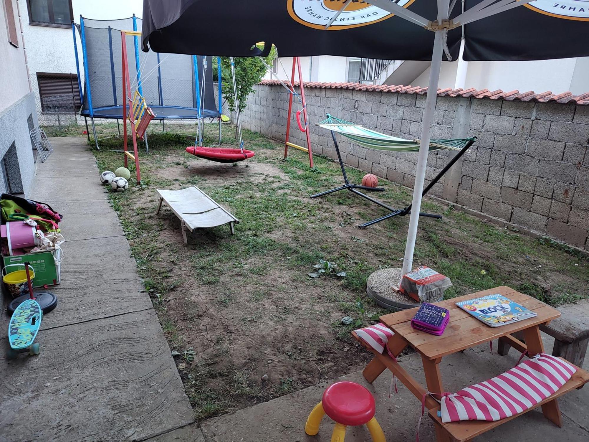 Apartman Anastasija Surcin Luaran gambar